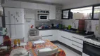 Foto 9 de Apartamento com 4 Quartos à venda, 175m² em Espinheiro, Recife