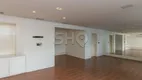 Foto 2 de Apartamento com 2 Quartos à venda, 180m² em Cerqueira César, São Paulo