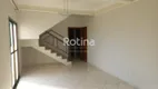 Foto 2 de Apartamento com 3 Quartos para alugar, 160m² em Saraiva, Uberlândia