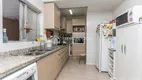 Foto 15 de Apartamento com 3 Quartos à venda, 87m² em Três Figueiras, Porto Alegre