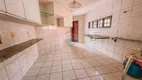 Foto 9 de Casa com 4 Quartos à venda, 300m² em Candelária, Natal