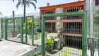Foto 2 de Casa com 6 Quartos à venda, 571m² em Cavalhada, Porto Alegre