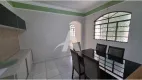 Foto 6 de Casa com 3 Quartos para alugar, 250m² em Santa Mônica, Uberlândia