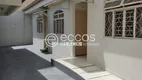 Foto 12 de Casa com 11 Quartos à venda, 200m² em Santa Mônica, Uberlândia