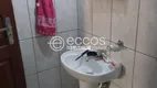 Foto 21 de Casa com 3 Quartos à venda, 210m² em Osvaldo Rezende, Uberlândia