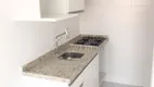 Foto 4 de Apartamento com 2 Quartos à venda, 45m² em Centro, Londrina