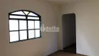 Foto 2 de Casa com 3 Quartos para alugar, 210m² em Santa Mônica, Uberlândia