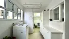 Foto 25 de Apartamento com 3 Quartos para alugar, 135m² em Higienópolis, São Paulo