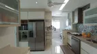 Foto 29 de Apartamento com 3 Quartos à venda, 176m² em Pitangueiras, Guarujá