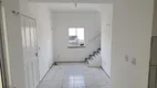 Foto 14 de Casa de Condomínio com 2 Quartos para alugar, 63m² em Siqueira, Fortaleza