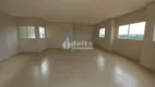 Foto 2 de Apartamento com 2 Quartos à venda, 58m² em Pampulha, Uberlândia