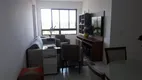 Foto 2 de Apartamento com 3 Quartos à venda, 64m² em Várzea, Recife