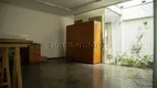 Foto 3 de Casa com 4 Quartos à venda, 200m² em Moema, São Paulo