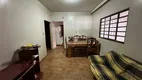 Foto 16 de Casa com 5 Quartos à venda, 200m² em Segismundo Pereira, Uberlândia