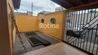 Foto 2 de Casa com 3 Quartos para alugar, 120m² em Santa Mônica, Uberlândia