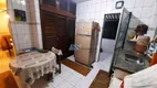 Foto 5 de Casa com 2 Quartos à venda, 101m² em Balneario Copacabana, Caraguatatuba