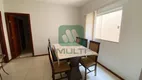 Foto 2 de Casa com 3 Quartos para alugar, 190m² em Cidade Jardim, Uberlândia