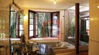 Foto 36 de Casa de Condomínio com 4 Quartos à venda, 822m² em Granja Viana, Carapicuíba