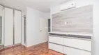 Foto 13 de Apartamento com 2 Quartos para alugar, 75m² em Passo da Areia, Porto Alegre