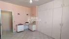 Foto 14 de Casa com 5 Quartos à venda, 300m² em Umuarama, Uberlândia