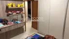 Foto 19 de Casa com 4 Quartos à venda, 286m² em Jardim Europa, Uberlândia