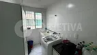 Foto 13 de Apartamento com 3 Quartos à venda, 100m² em Santa Mônica, Uberlândia