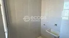 Foto 3 de Apartamento com 2 Quartos à venda, 52m² em Jardim Europa, Uberlândia