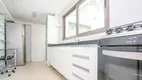 Foto 13 de Apartamento com 3 Quartos à venda, 131m² em Três Figueiras, Porto Alegre