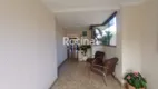 Foto 2 de Apartamento com 4 Quartos para alugar, 202m² em Santa Maria, Uberlândia