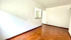 Foto 3 de Apartamento com 3 Quartos à venda, 74m² em Cristal, Porto Alegre