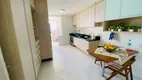 Foto 17 de Apartamento com 4 Quartos à venda, 240m² em Barra, Salvador