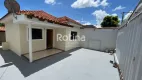 Foto 2 de Casa com 2 Quartos para alugar, 90m² em Saraiva, Uberlândia