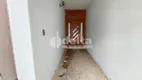 Foto 21 de Casa com 2 Quartos à venda, 200m² em Centro, Uberlândia