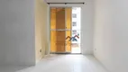 Foto 3 de Apartamento com 2 Quartos à venda, 45m² em Olaria, Canoas