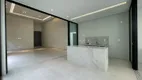 Foto 13 de Casa com 4 Quartos à venda, 243m² em Alphaville, Uberlândia