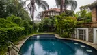 Foto 2 de Casa com 6 Quartos para alugar, 800m² em Três Figueiras, Porto Alegre