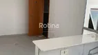 Foto 2 de Apartamento com 2 Quartos à venda, 41m² em Shopping Park, Uberlândia