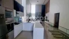 Foto 4 de Casa de Condomínio com 3 Quartos à venda, 280m² em Laranjeiras, Uberlândia