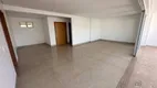 Foto 2 de Apartamento com 4 Quartos à venda, 226m² em Setor Bueno, Goiânia