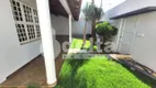 Foto 3 de Casa com 3 Quartos para alugar, 250m² em Jardim Karaíba, Uberlândia