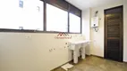 Foto 25 de Apartamento com 3 Quartos para alugar, 225m² em Itaim Bibi, São Paulo