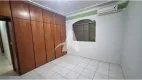 Foto 19 de Casa com 3 Quartos para alugar, 250m² em Santa Mônica, Uberlândia