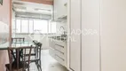 Foto 10 de Apartamento com 3 Quartos para alugar, 98m² em Vila Ipiranga, Porto Alegre