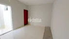 Foto 2 de Apartamento com 2 Quartos à venda, 65m² em Loteamento Portal do Vale II, Uberlândia