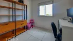 Foto 18 de Apartamento com 2 Quartos à venda, 49m² em Fátima, Canoas