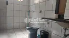 Foto 12 de Casa com 3 Quartos à venda, 147m² em Planalto, Uberlândia