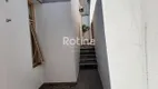 Foto 23 de Casa com 3 Quartos para alugar, 215m² em Saraiva, Uberlândia