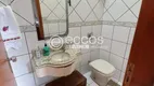 Foto 21 de Casa com 3 Quartos para alugar, 340m² em Tabajaras, Uberlândia