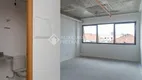 Foto 2 de Sala Comercial para alugar, 32m² em Passo da Areia, Porto Alegre