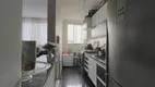 Foto 2 de Apartamento com 2 Quartos à venda, 77m² em Vila Cardia, Bauru